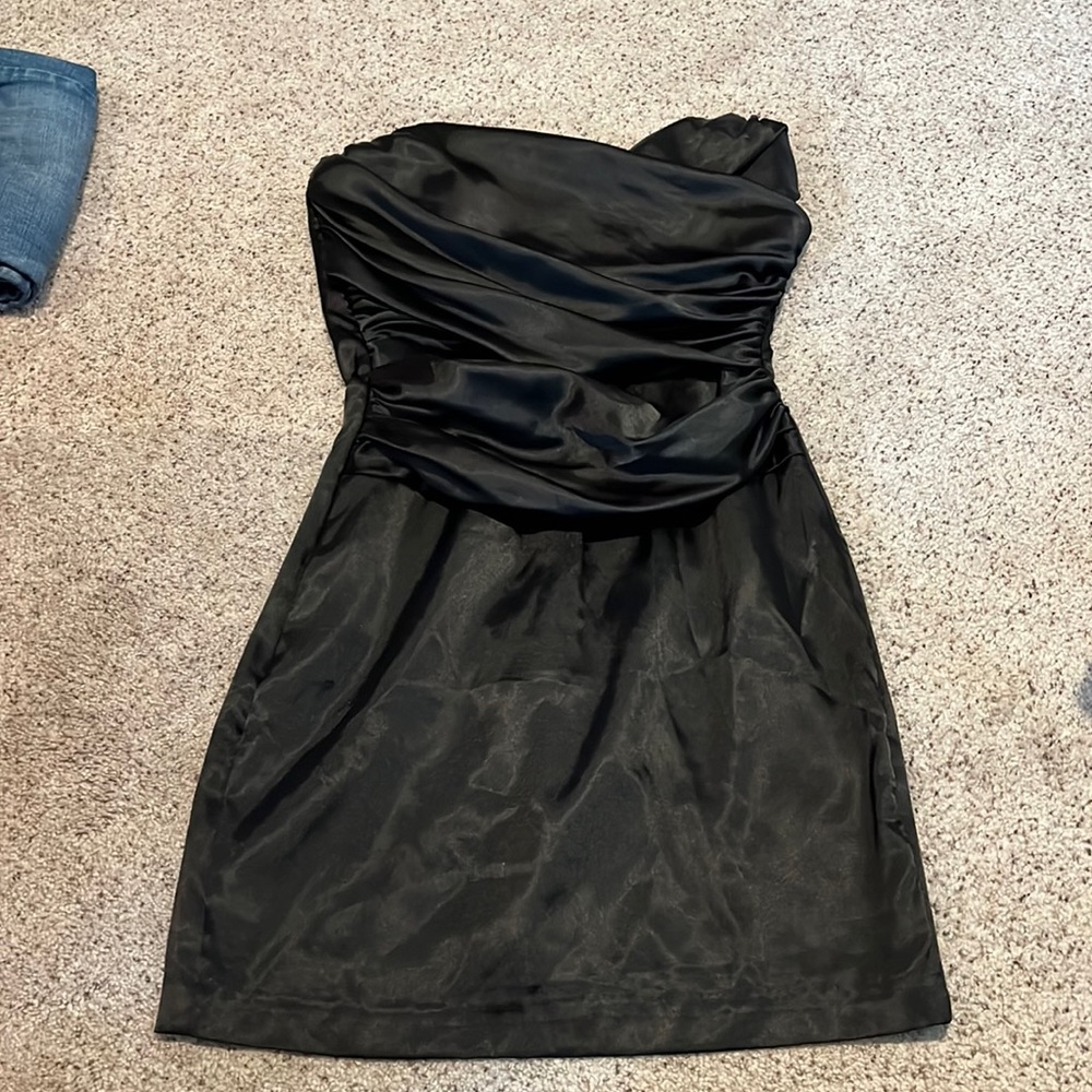 Speechless strapless dress. Worn once. Size 9.